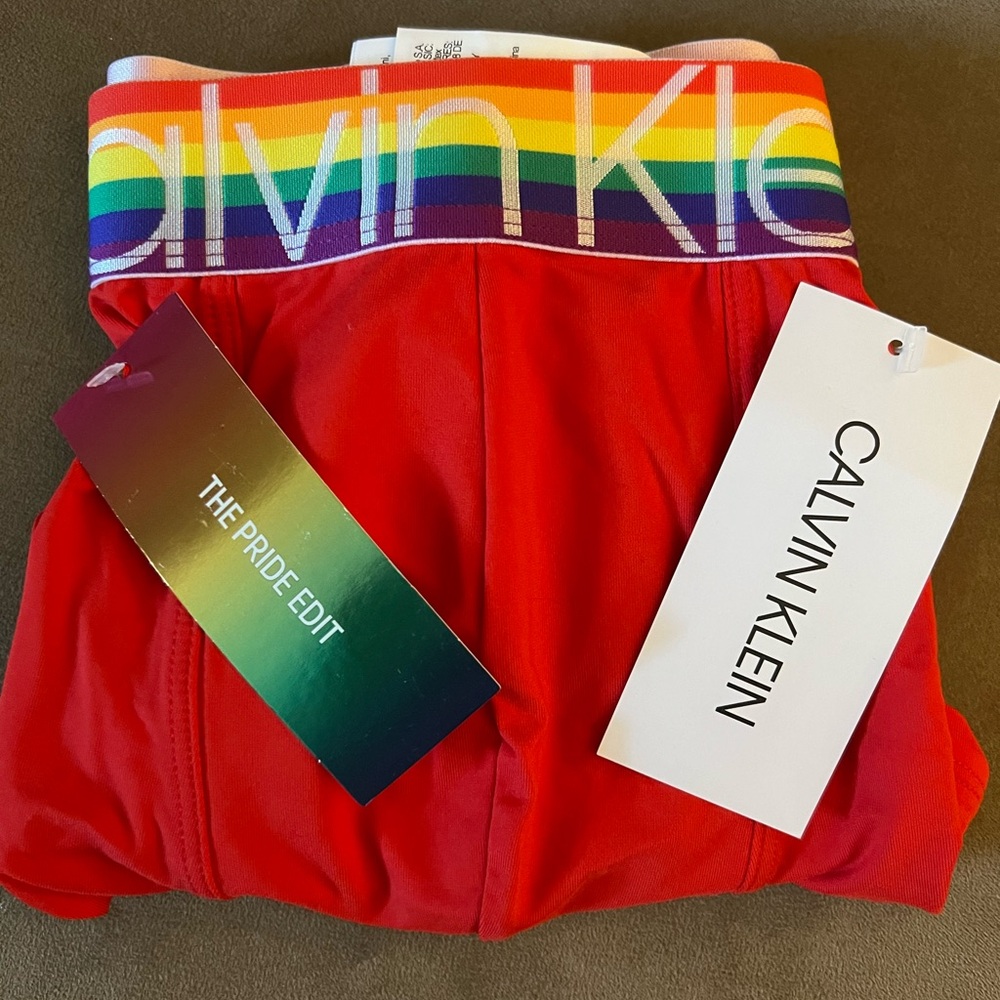 New Calvin Klein Pride Trunk single L